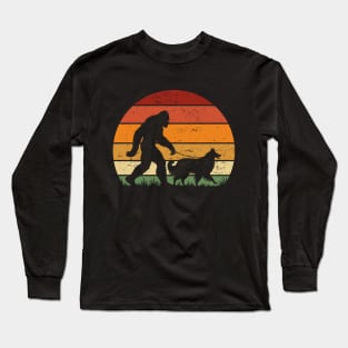 Bigfoot Walking Border Collie Dog Vintage Sunset Hiking Dog Long Sleeve T-Shirt